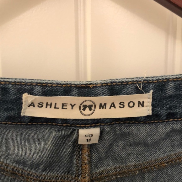 Boyfriend cropped distressed jeans - Picture 3 of 4